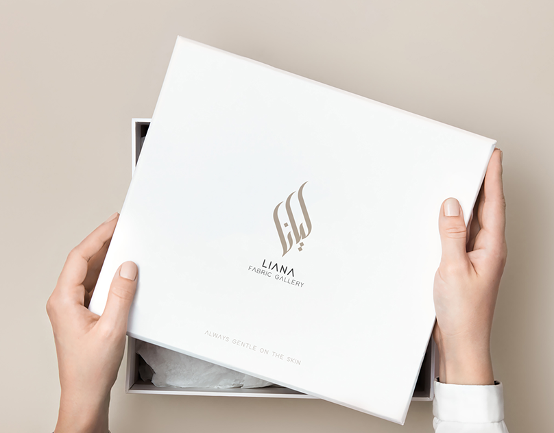 هویت بصری گالری پارچهٔ لیانا، طراحی سارا سلیم